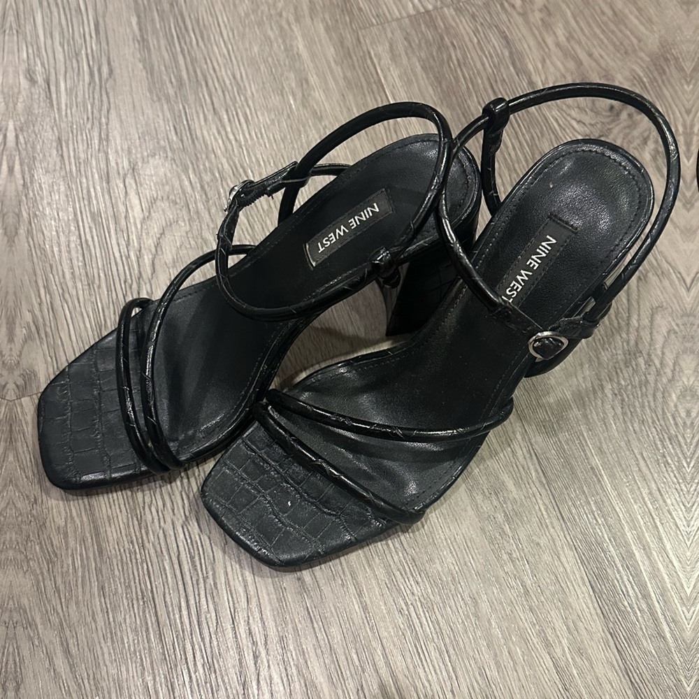 Nine West strappy sandals